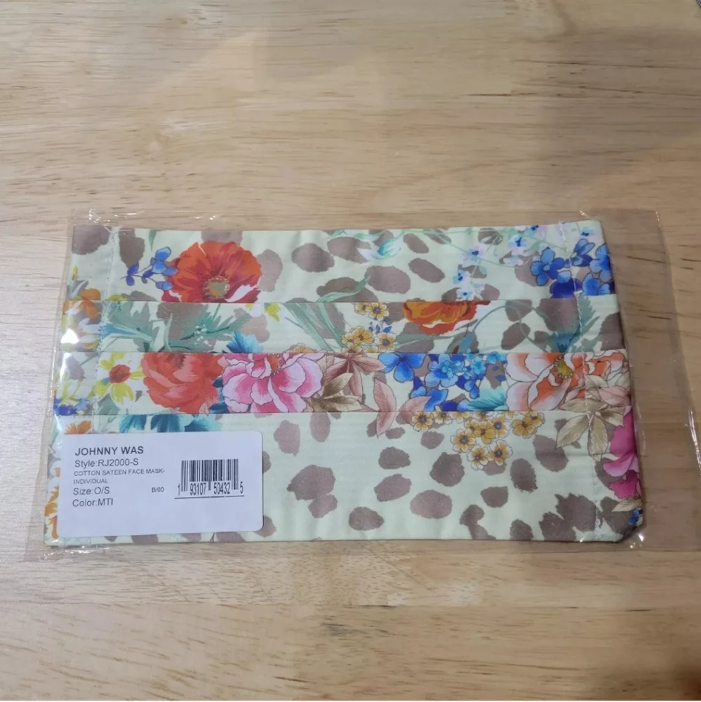 JOHNNY WAS Face Mask Set‎ Pack of 5 Washable CottonFloral Print New Sealed